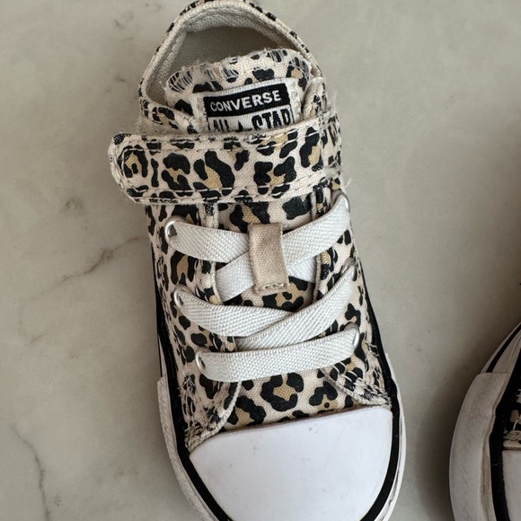 Converse All Star Leopard Girls Shoes Size 7 - Picture 2 of 11
